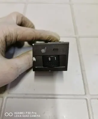 Opel Vectra C Seat heating switch 24441223 32429800