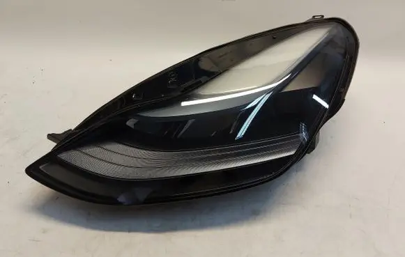 Tesla Model Y Headlight/headlamp 1514952-00-D-JLK01