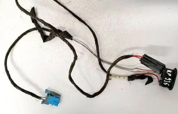 Ford Fiesta Electric window control switch 03155200 313992