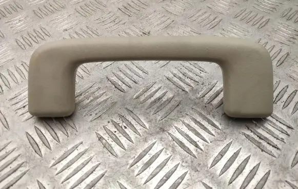 Mitsubishi Outlander Front interior roof grab handle