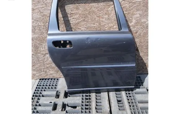 Volvo V70 Rear door 
