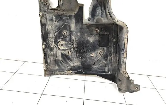 Volkswagen Crafter Engine splash shield/under tray 7C0825101D