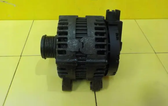 Land Rover Freelander 2 - LR2 Generator/alternator 0121715024 14SP17