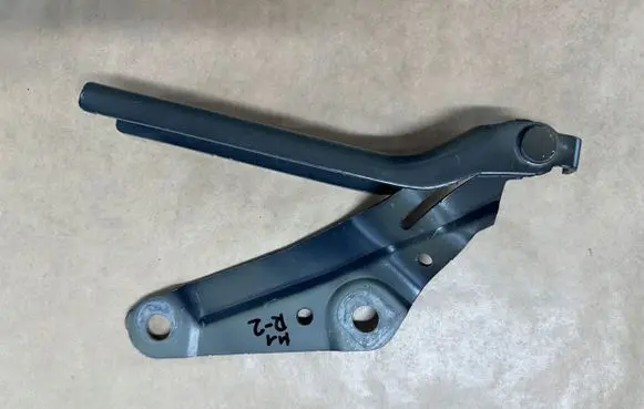 Volkswagen T-Roc Engine bonnet/hood hinges 2GA823301B