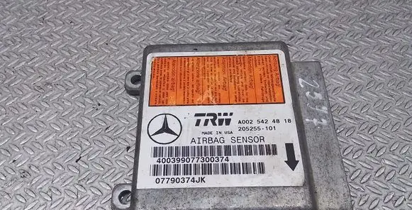 Mercedes-Benz ML W163 Airbag control unit/module A0025424818