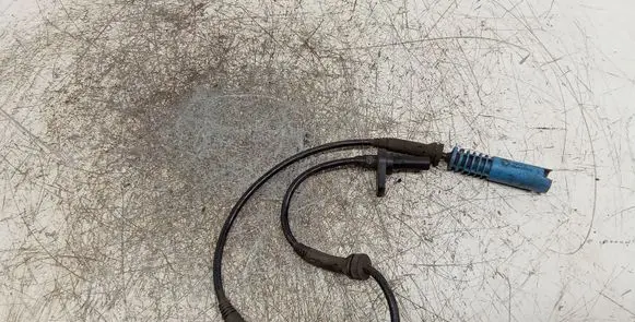 BMW 5 E60 E61 ABS brake wheel speed sensor 0265007848