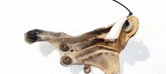 Chrysler Voyager Engine mounting bracket AZ910