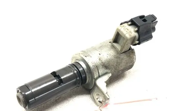 Ford Kuga II Camshaft position sensor CN1G6L713AD