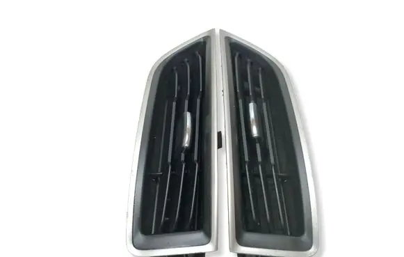 Ford Edge II Dash center air vent grill 