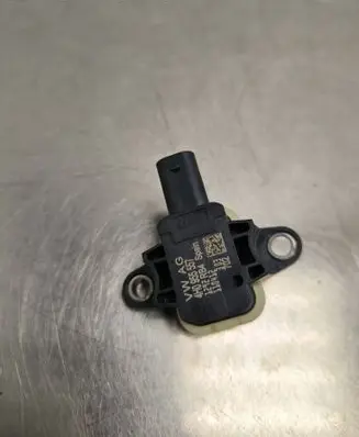 Audi A1 Airbag deployment crash/impact sensor 4H0955557