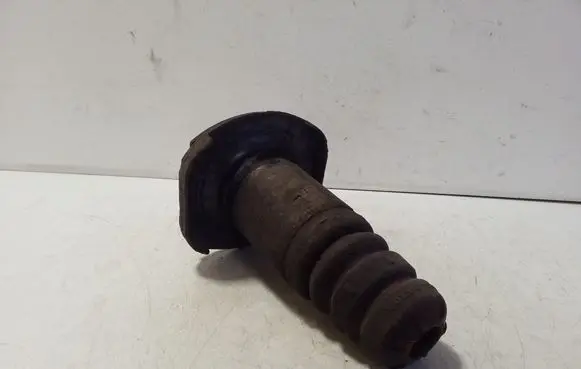 Other rear suspension part