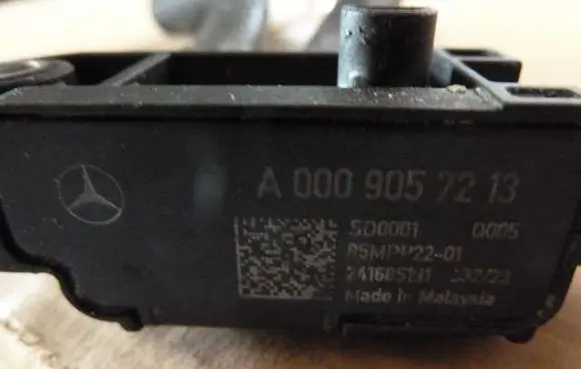 Mercedes-Benz X-class W470 Exhaust gas pressure sensor A0009057413T