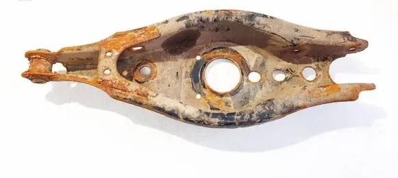 Toyota Avensis T270 Rear upper control arm/wishbone