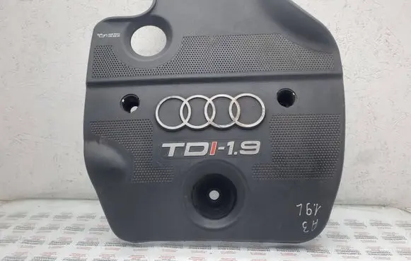 Audi A3 S3 8L Engine cover (trim) 038103925E