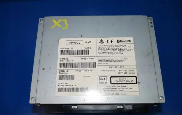 Jaguar XJ X351 Radio/CD/DVD/GPS head unit 31328811