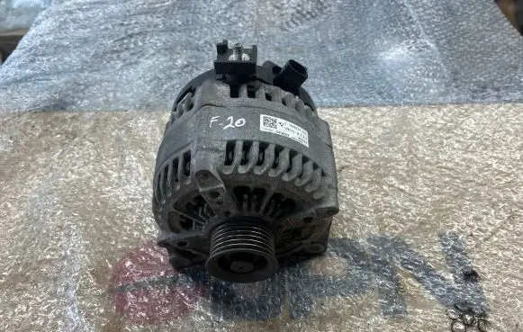 BMW 1 F20 F21 Generator/alternator 1042106721 7640132