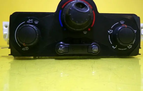 Renault Scenic II - Grand scenic II Climate control unit 69580001