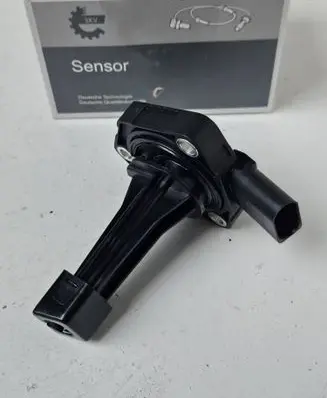 Audi A4 S4 B8 8K Oil level sensor 03C907660H 03C907660D