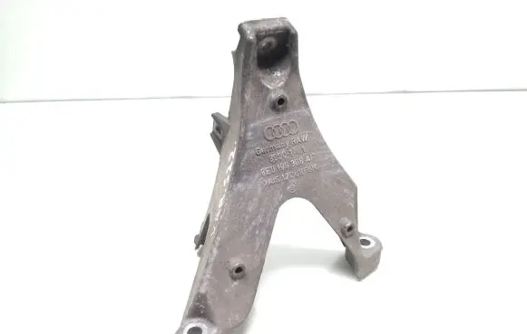 Audi A4 S4 B7 8E 8H Engine mounting bracket 8E0199308AF
