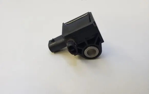 Chrysler Pacifica Airbag deployment crash/impact sensor 68230207AA 53312256 01D1C
