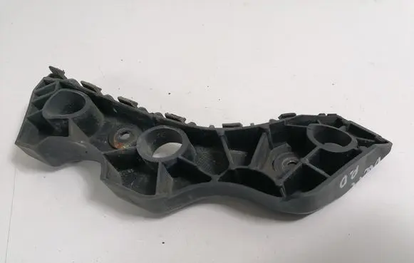 Volkswagen PASSAT CC Front bumper mounting bracket 3C8807184A