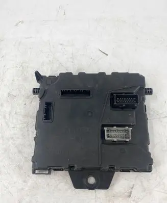 Renault Master III Comfort/convenience module 281173285 NS10877077 284B14277R