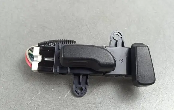 Subaru Outback (BT) Seat control switch 