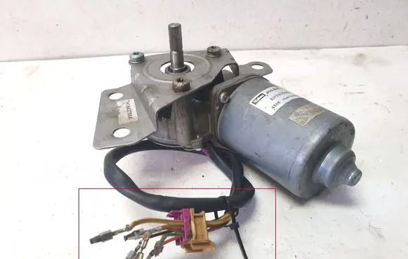 Volkswagen Transporter - Caravelle T5 Sliding door motor 7H1959245A