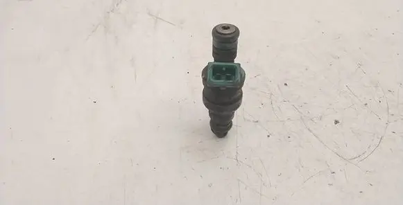 BMW 5 E39 Fuel injector 0280150415