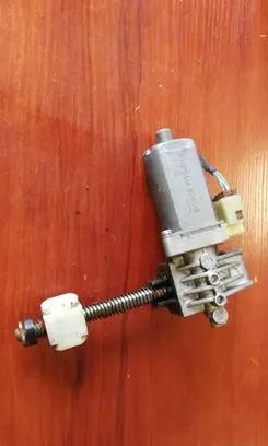 BMW 7 E65 E66 Seat adjustment motor 8316632