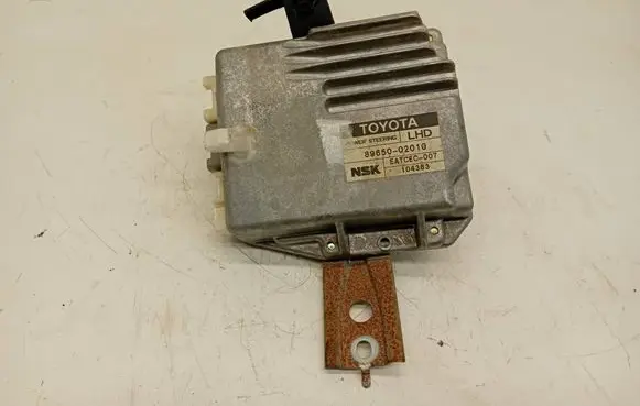 Toyota Corolla E120 E130 Power steering control unit/module 8965002010 EATCEC007 104363