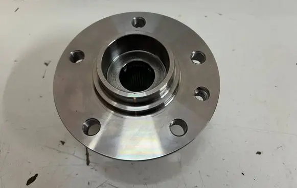 Volkswagen Transporter - Caravelle T6 Front wheel ball bearing 7H0401611 F80520112
