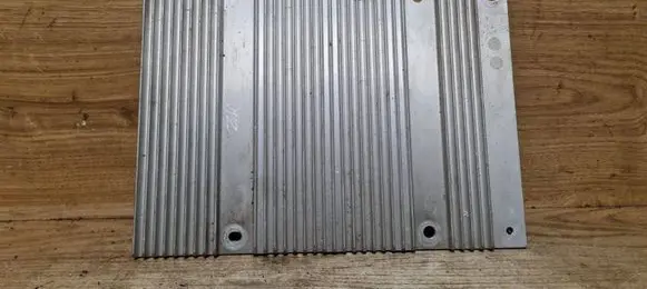Volvo V50 Sound amplifier 30679536