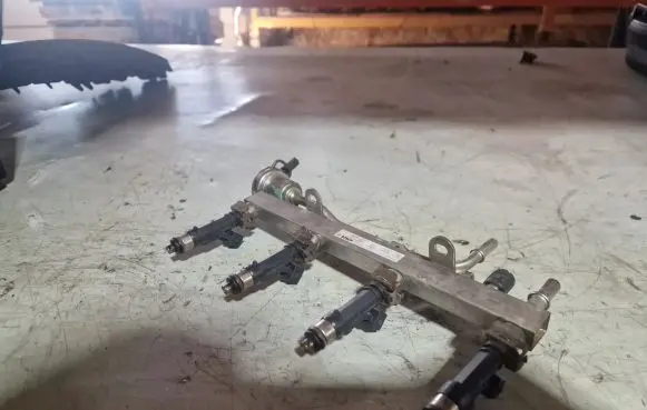 Fuel injectors set