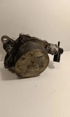 Nissan Qashqai Vacuum pump 146503760R