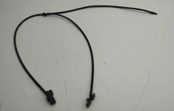 Toyota RAV 4 (XA50) Windshield washer spray nozzle 