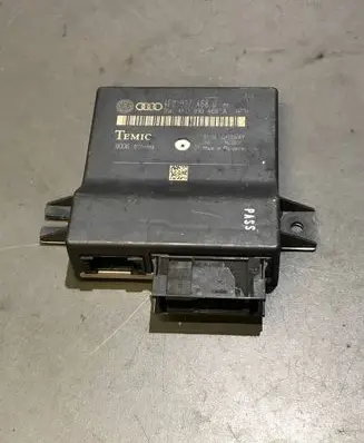 Audi A6 S6 C6 4F Gateway control module 4F0907468D 4F0910468A