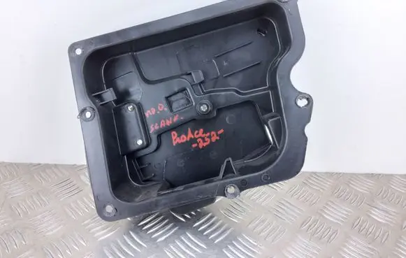 Toyota Proace Sliding door trim 1400018480