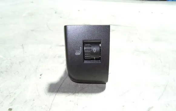 Volkswagen Phaeton Seat heating switch 3D0963563A