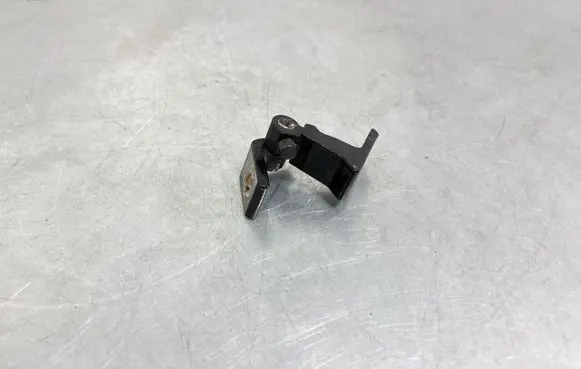 Audi A6 S6 C7 4G Front door upper hinge 4G0831402A