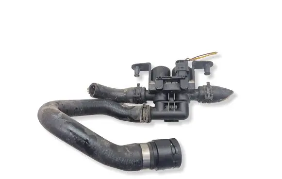 BMW 5 E60 E61 Coolant heater control valve 6931708 1147412181 050317