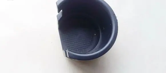 Land Rover Discovery 3 - LR3 Cup holder fww500070xxx