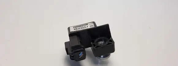 Renault Scenic II - Grand scenic II Airbag deployment crash/impact sensor 8200236286C 601298200