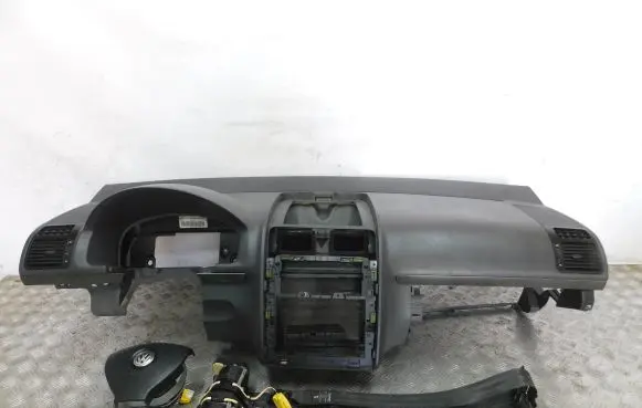 Volkswagen Touran I Dashboard