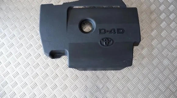 Toyota Avensis T270 Engine cover (trim) 126110R071 126110R072