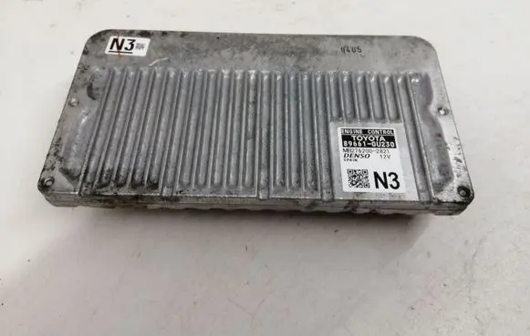 Toyota Yaris Engine control unit/module 896610U230 MB2762002821 2762002821