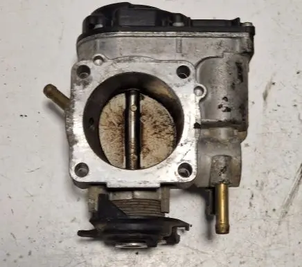 Audi A3 S3 8L Throttle valve 06A133064J 408237111012