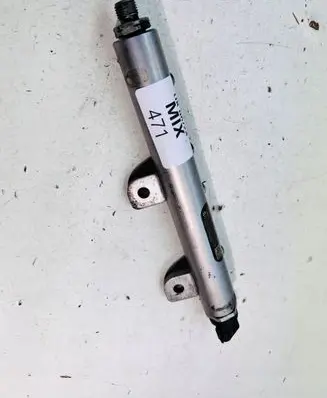 Ford Focus Fuel main line pipe 9D280