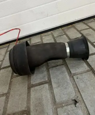 BMW 5 E39 Air suspension bag 20796115280 D8646