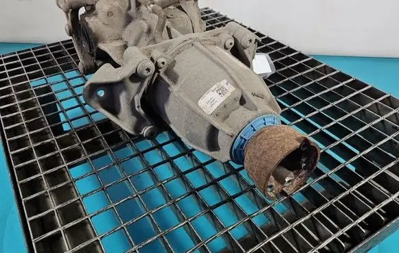 Ford Fusion II Rear differential CV6W4C166FA IMPRK1578026